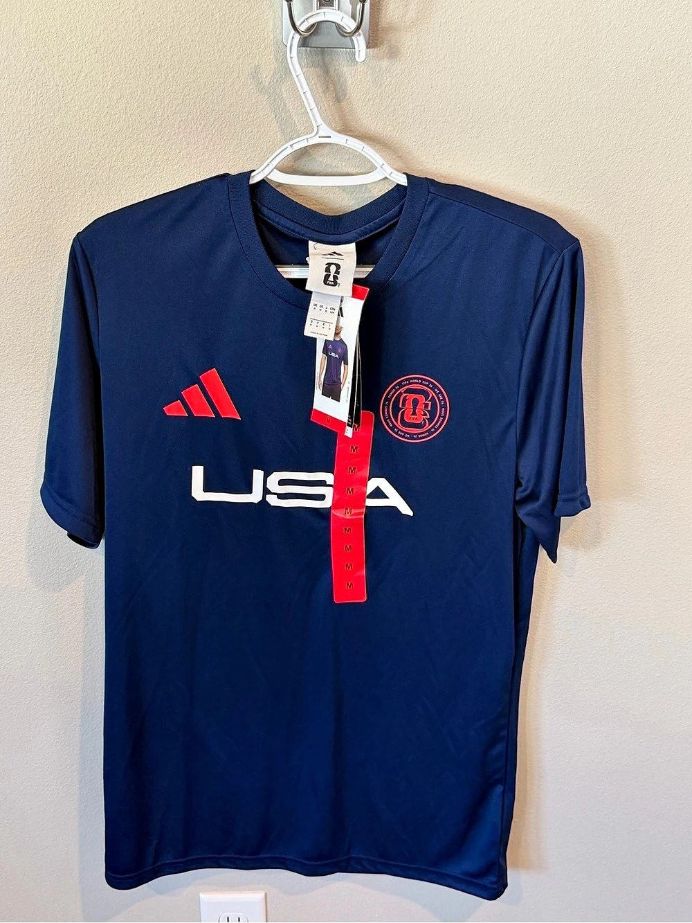 adidas FIFA World Cup 26 Jersey Men's Blue & Red Size Men’s Medium Women’s Large